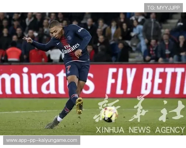 巴黎圣日耳曼轮换依旧强势，姆巴佩两射一传，巴黎圣日耳曼欧冠姆巴佩