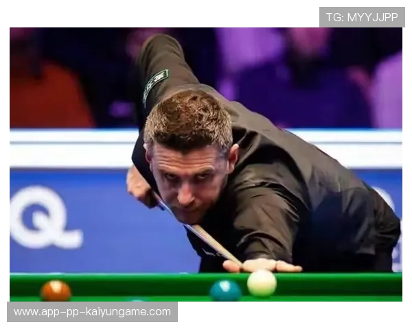 斯诺克国锦赛：塞尔比击败麦克吉尔，晋级四强。，斯诺克中国小将逆转塞尔比