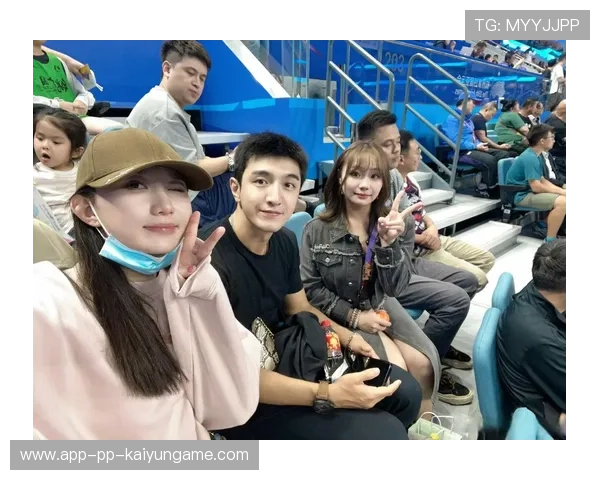 花游冠军梁馨枰分享:人生就是一片旷野,尽情奔跑!,花游梁馨枰微博 花游冠军梁馨枰分享:人生就是一片旷野,尽情奔跑!,花游梁馨枰微博