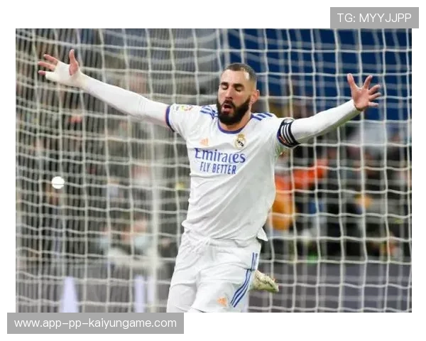 维尼修斯转会消息引发轰动,沙特联巨额报价备受关注 维尼修斯转会消息引发轰动,沙特联巨额报价备受关注