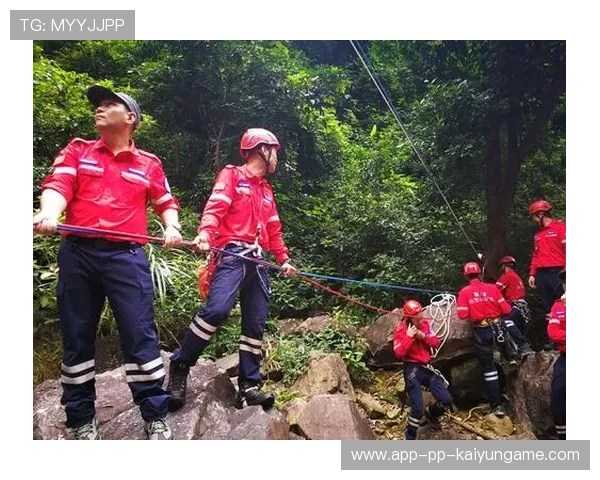 世界登山青年志愿营：环保与救援培训并重，登山运动协会